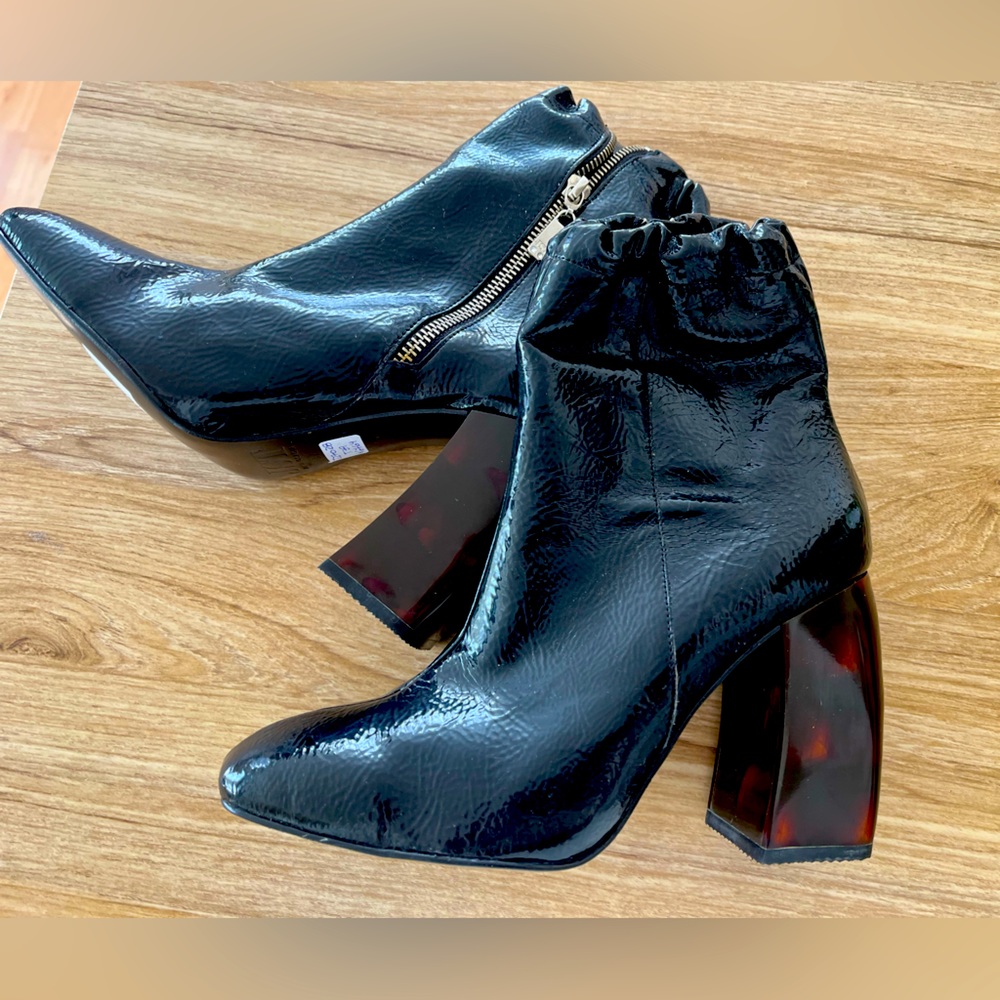 Patent leather black booties